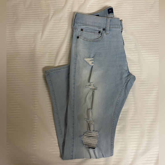 Ripped Light Hollister Skinny Jeans - Picture 2 of 4